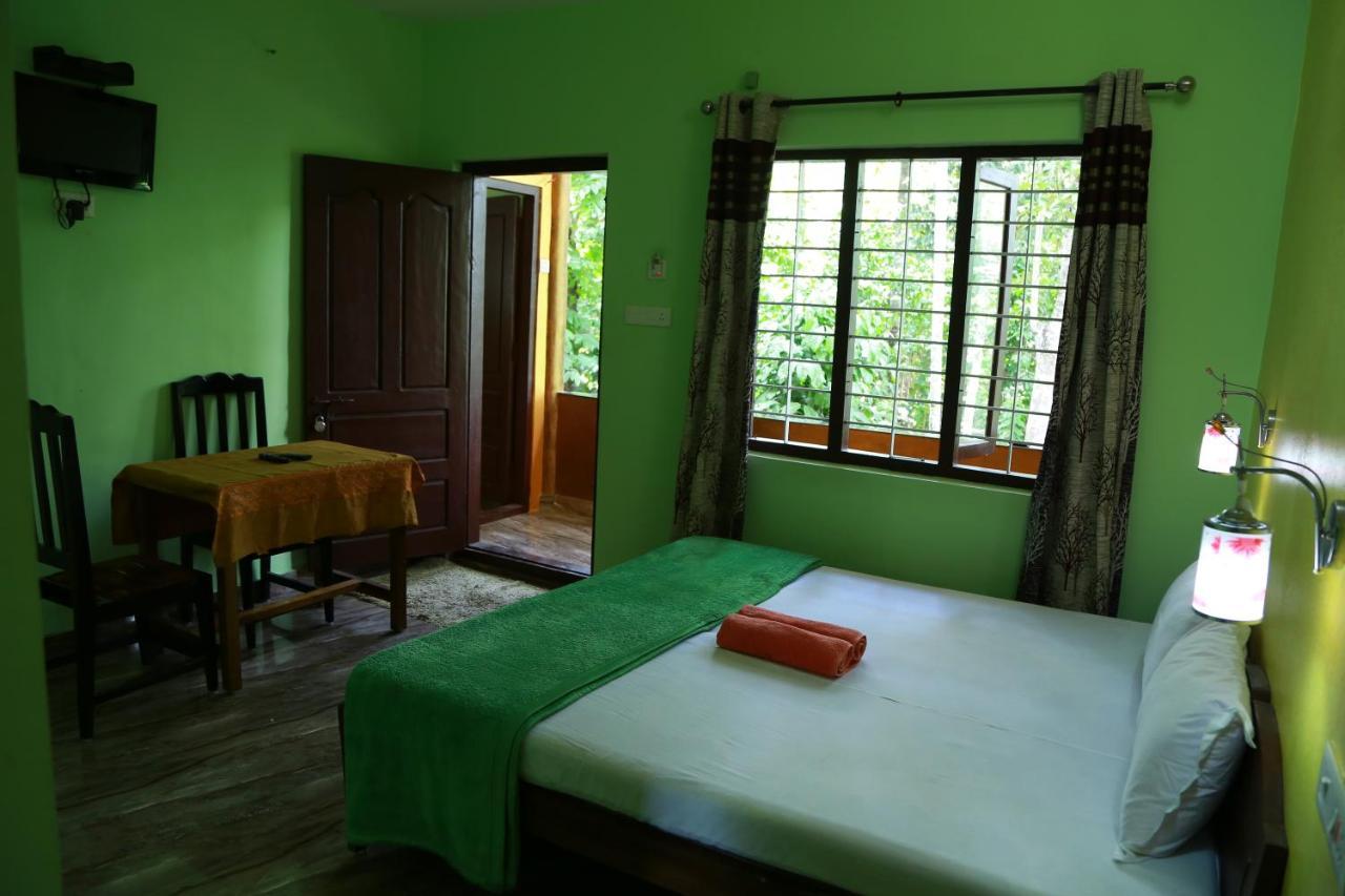 Dean Dale Cottages Thekkady Exterior foto